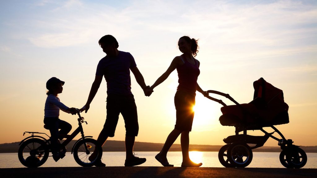 good parents, who are like friends to one another, with children (kids)