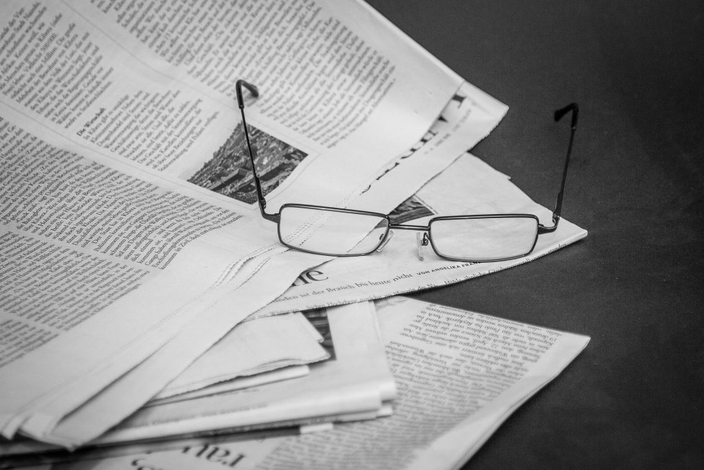 How a writer writes articles, for newspapers, for instance